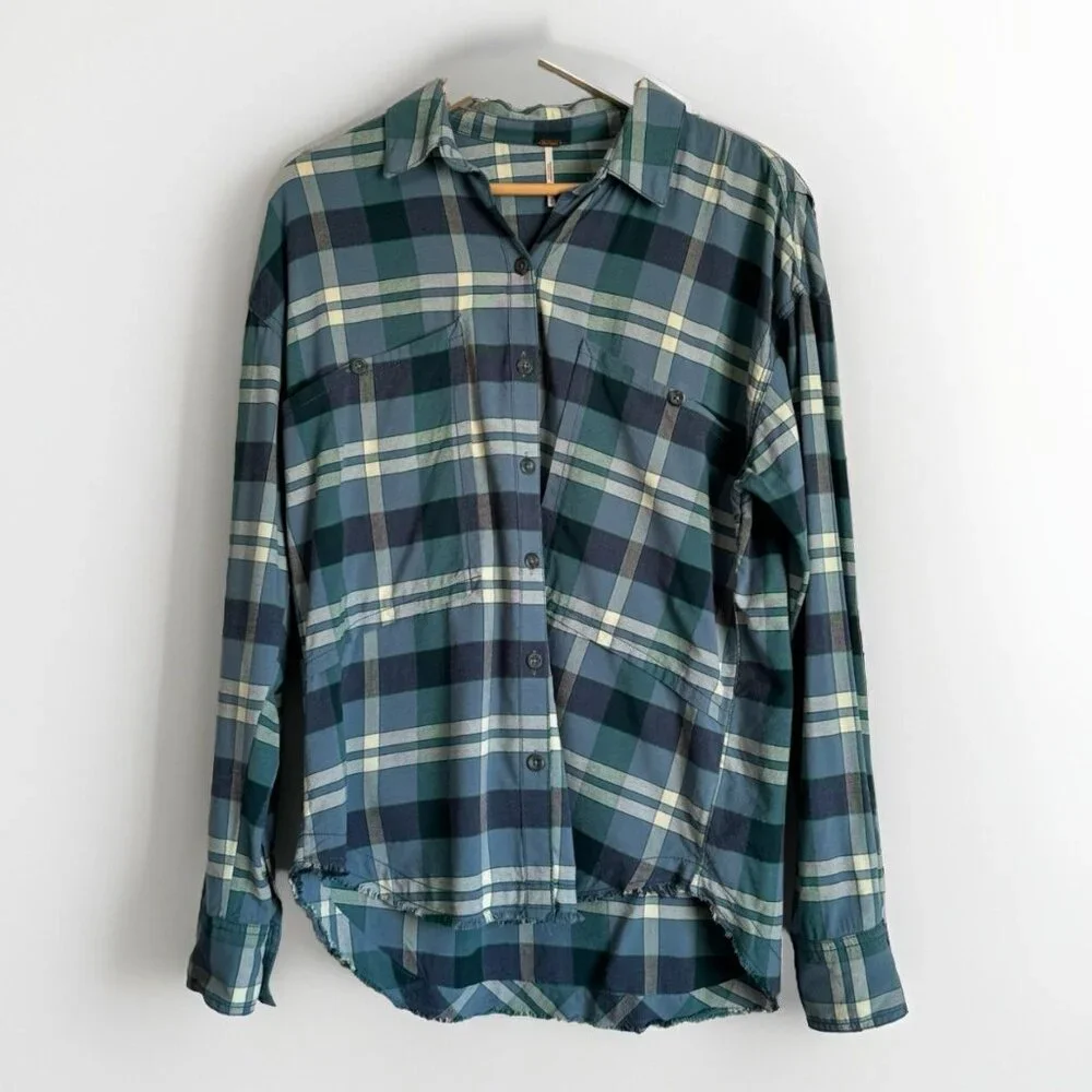 Free People Loveland Blue Plaid Top Sz Small Button Up Frayed Hem Boho Country
